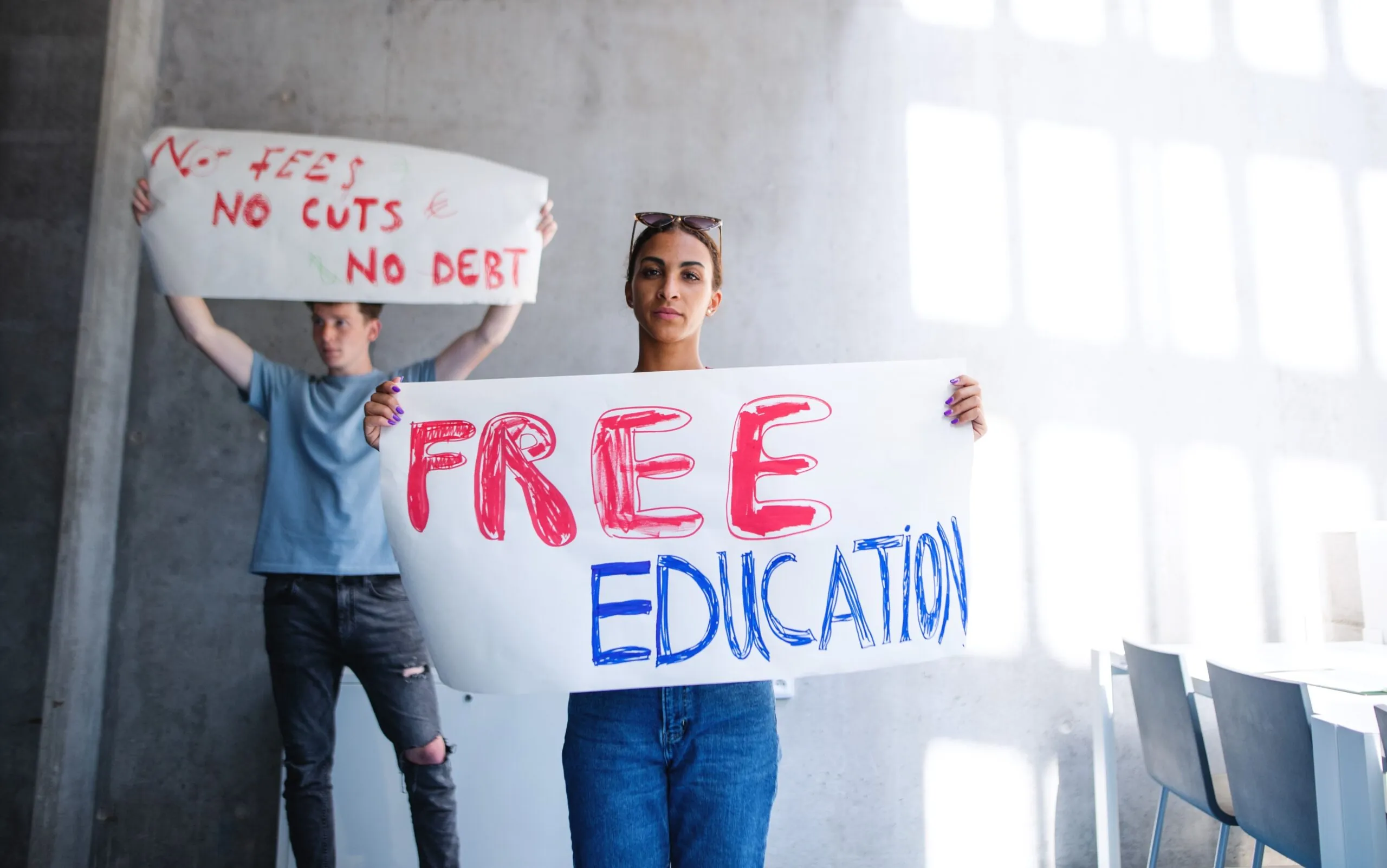 Educação a preços acessíveis Dívida dos estudantes