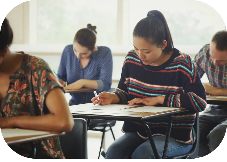 promover el acceso y la equidad en la educación