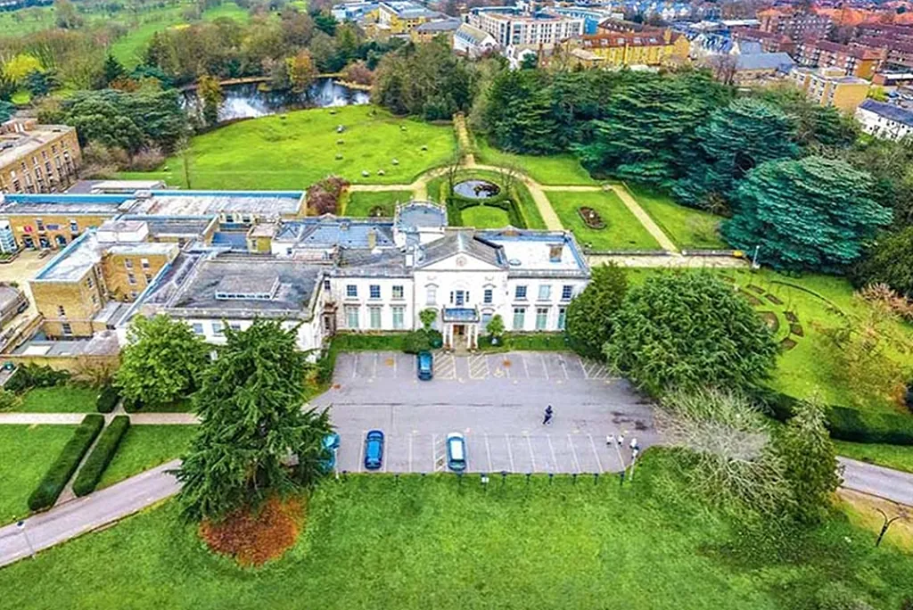 University of Roehampton Campus